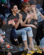 PEOPLE - Kendall Jenner fiebert mit den Lakers mit
