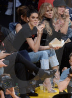 PEOPLE - Kendall Jenner fiebert mit den Lakers mit