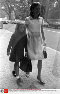 STilikone Jackie Kennedy