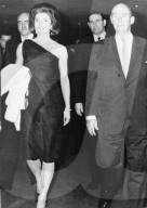 STilikone Jackie Kennedy