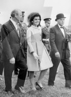 STilikone Jackie Kennedy