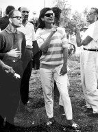 STilikone Jackie Kennedy