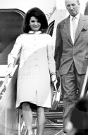 STilikone Jackie Kennedy
