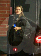 PEOPLE - Jessica Alba verlässt Arztpraxis in Beverly Hills