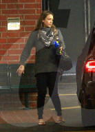 PEOPLE - Jessica Alba verlässt Arztpraxis in Beverly Hills