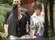 PEOPLE - Kim Kardashian zeigt sich mal wieder in der Öffentlichkeit