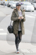 PEOPLE - Lily Collins verlässt das Gym in Los Angeles