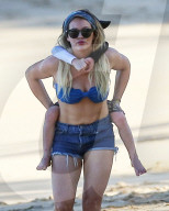 PEOPLE - Hilary Duff geniesst die Ferien auf Hawaii