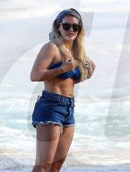 PEOPLE - Hilary Duff geniesst die Ferien auf Hawaii