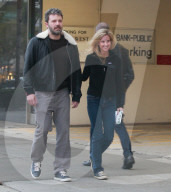 PEOPLE - Ben Affleck mit einer blonden unbekannten in Beverly Hills unterwegs