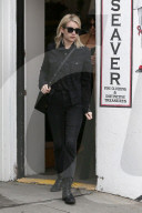 PEOPLE - Emma Roberts und Lea Michele bummeln in Hollywood