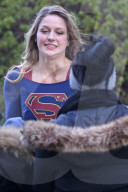 PEOPLE - Supergirl: Melissa Benoist steht in Vancouver vor der Linse