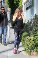 PEOPLE - Goldie Hawn in Brentwood unterwegs