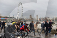 NEWS - 24-stündiger U-Bahn Streik in London