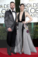 PEOPLE - Golden Globe 2017: Promis auf dem Roten Teppich
