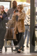 PEOPLE - Lady Gaga bummelt auch gerne spät abends