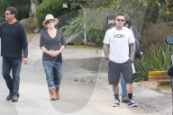 PEOPLE - Pink walkt ihre Baby-Pfunde weg