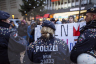 NEWS - Rechtsaktivisten Demo in Köln