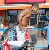PEOPLE - Britney Spears Freund Sam trainiert in Venice Beach