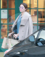 PEOPLE - Mandy Moore bummelt in Los Angeles