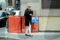 PEOPLE - Kelly Rutherford bummelt in Mailand