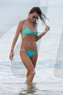 EXKLUSIV - Alessandra Ambrosio geniesst ihre Ferien in Brasilien