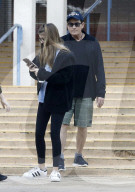 PEOPLE - Charlie Sheen mit Tochter Sam in Malibu unterwegs