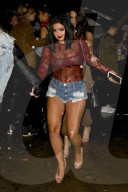 PEOPLE - Ariel Winter lässt tief blicken