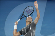 PEOPLE - Roger Federer trainiert inn Melbourne
