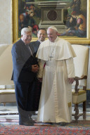NEWS - Mahmud Abbas trifft den Papst im Vatikan