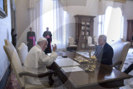 NEWS - Mahmud Abbas trifft den Papst im Vatikan