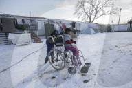 NEWS - Griechenland: Schnee und KÃ¤lte im FlÃ¼chtlingslager in Thessaloniki