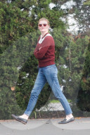 PEOPLE - Kirsten Dunst trägt ihren Verlobungsring