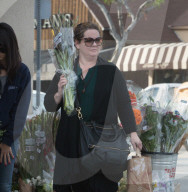 PEOPLE - Melissa McCarthy kauft Blümchen