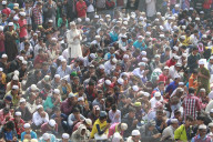NEWS - Bangladesh: Muslime pilgern nach Tongi