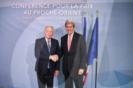 NEWS - Paris: Konferenz für den Frieden in Nahost