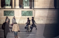 EXKLUSIV - Jennifer Lawrence steht in Budapest vor der "Red SParrow" Linse