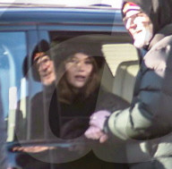 EXKLUSIV - Jennifer Lawrence steht in Budapest vor der "Red SParrow" Linse