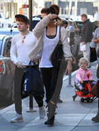 PEOPLE - Kate Beckinsale geht in Deckung 