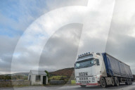 NEWS - Brexit: Schilder an der Grenze zwischen Irland und Nordirland