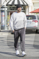 PEOPLE - Scott Disick im Schlabber-Look in Calabasas unterwegs