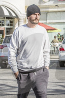 PEOPLE - Scott Disick im Schlabber-Look in Calabasas unterwegs