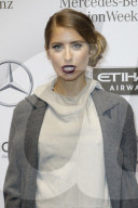 PEOPLE - Promis tummeln sich an der Mercedes Benz Fashioweek in Berlin