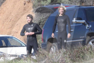 PEOPLE - Liam Hemsworth stürzt sich in die Wellen von Malibu