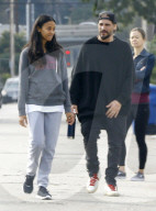 PEOPLE - Zoe Saldana und Marco Pergo im Schlabber-Look in Glendale unterwegs