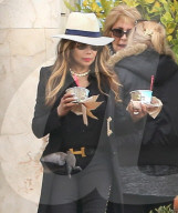 PEOPLE - La Toya Jackson besuchte Janet Jackson im Spital