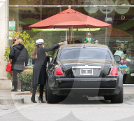 PEOPLE - La Toya Jackson besuchte Janet Jackson im Spital