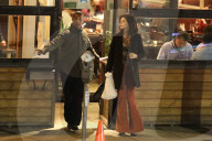 PEOPLE - Selena Gomez verlässt das Boneyard in Sherman Oaks
