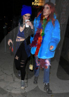 PEOPLE - Gute Stimmung bei Bella Thorne 