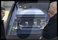 PEOPLE - Status-Quo-Sänger Rick Parfitt in London beerdigt